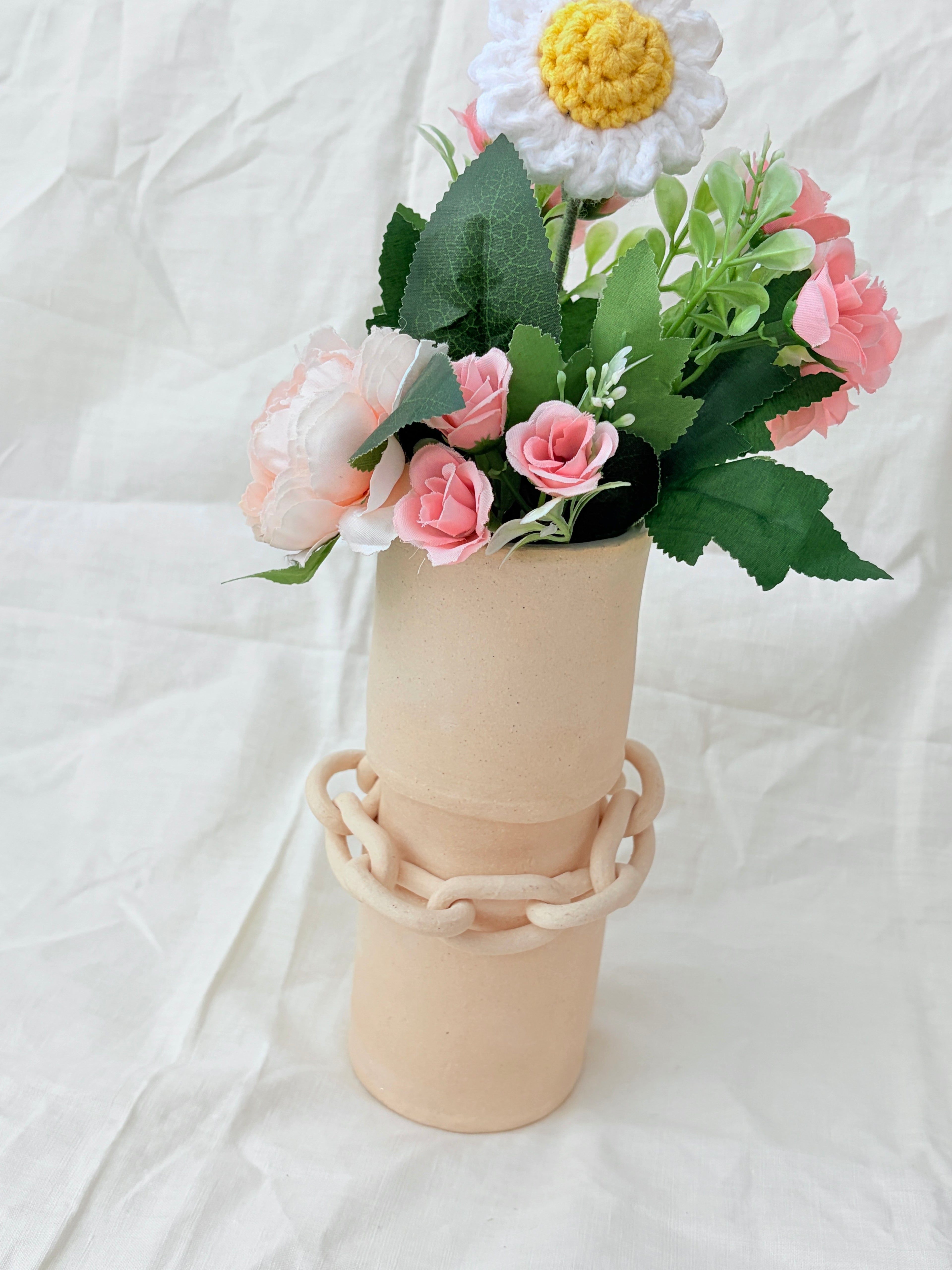 Floating Chain Vase